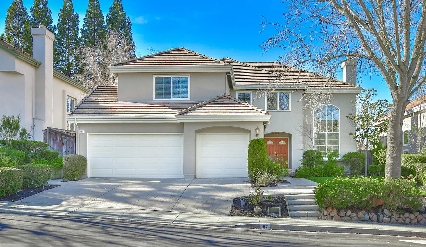 117 Rassani Dr photo 1