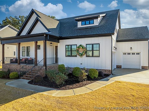 3rd image of 309 Silent Cove Ln