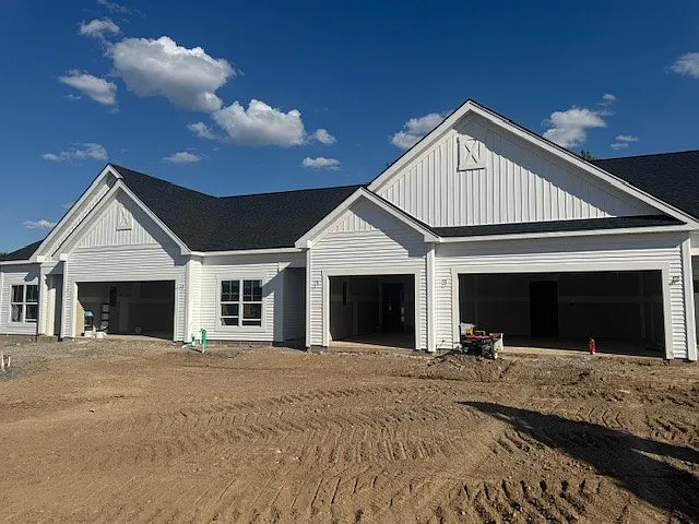 2 bed, 2.0 bath, 1165 sqft, $2,495 — Photo 1