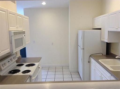 5th image of 26 Clipper Way #26