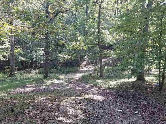 3rd image of 674 County Road 501