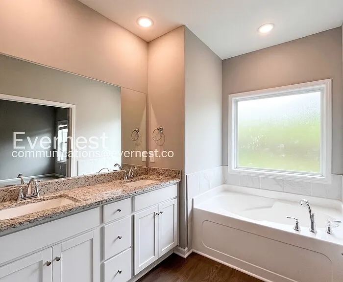 1036 Echo Ridge Rd — Photo 6