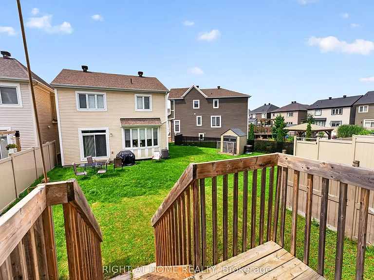 116 Conifer Creek Cir — Photo 35
