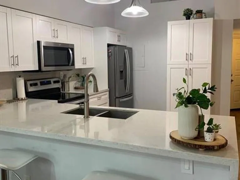 832 NW 92nd Ave — Photo 16