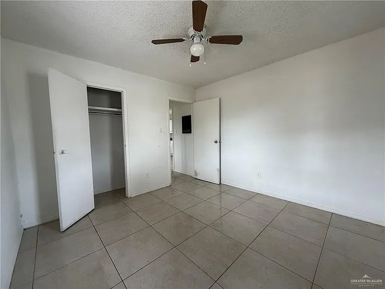 301 S Raul Longoria Rd — Photo 15