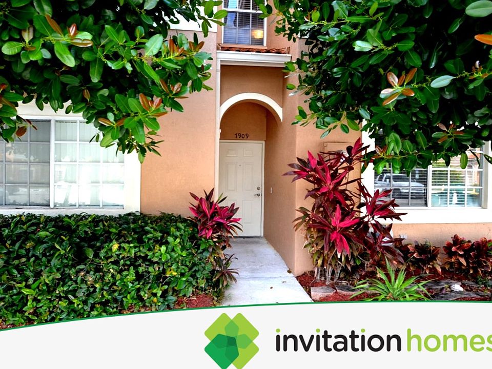 1st image of 7909 Catalina Cir