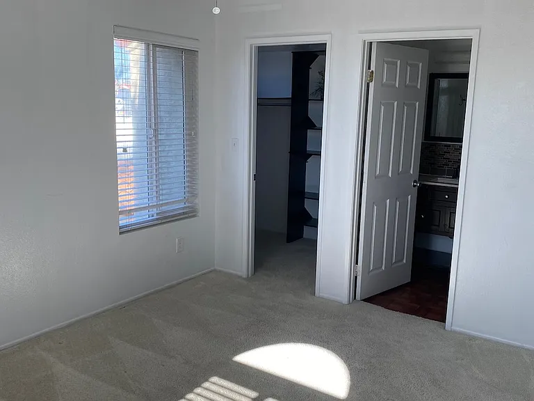 1528 Grand Ave #1 — Photo 17