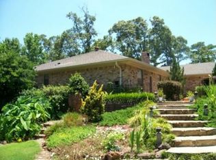 111 Jackson Cir, Hemphill, TX 75948