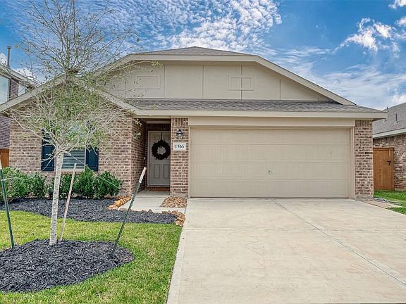 3rd image of 1516 Twilight Green Dr