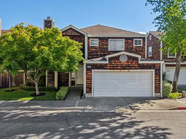 2633 Spring Oaks Drive, Santa Rosa, CA 95405