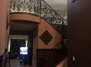 2700 W Glendale Ave, Visalia, CA 93291