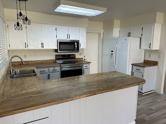 4th image of 5428 W Diana Ave