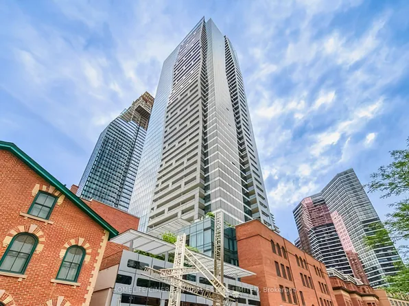 5 Saint Joseph St, Toronto, ON