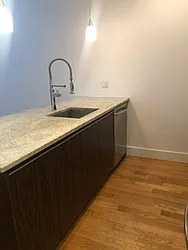 Rented by Chana Ofek, LREB