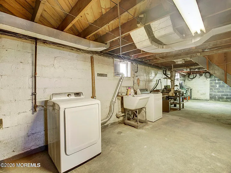 224 Chatham Ave — Photo 19