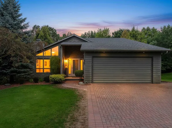 1409 N Bay Highlands Dr, Green Bay, WI 54311