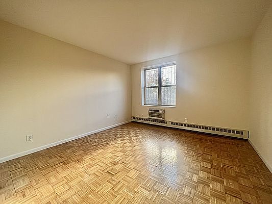 1st image of 287 Prospect Ave #1A