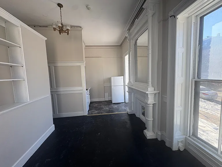 32 Deering St — Photo 7