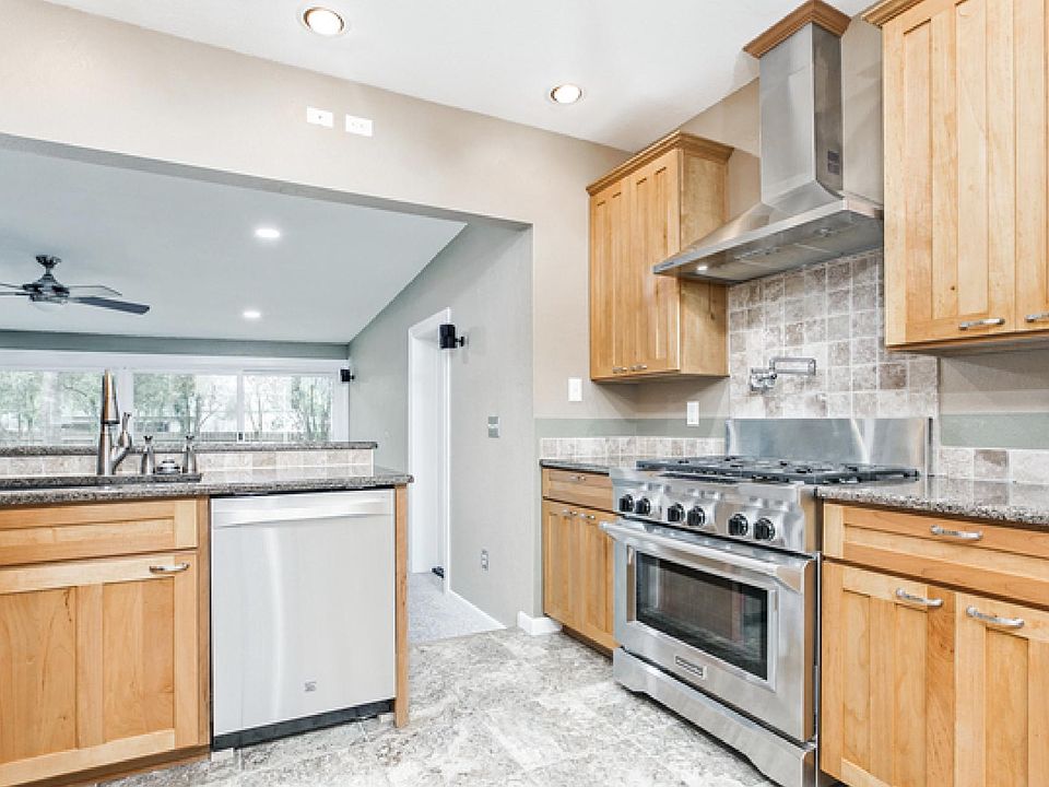 1st image of 278 W Wildwood