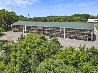 982 Indian Point Rd #121, Branson, MO 65616