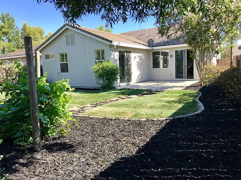5796 Bridgecross Dr — Photo 15