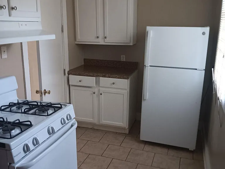 2227 Kentucky St — Photo 4