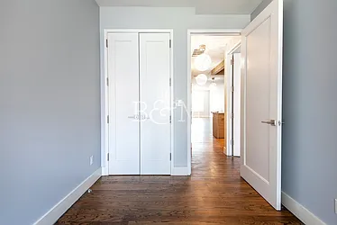 Rented by Rennit Inc.