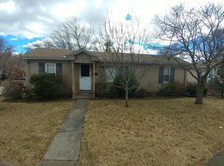 95 Forbes St, Riverside, RI 02915