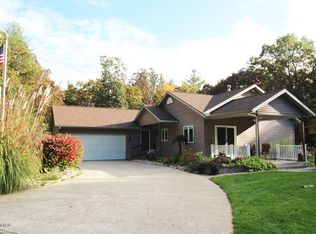 4414 E 40th St, Newaygo, MI 49337