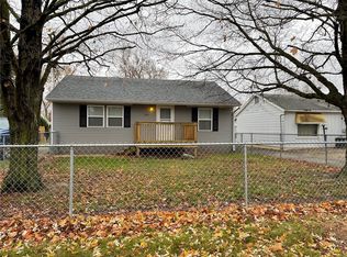 320 E 13th St, Danville, IL 61832