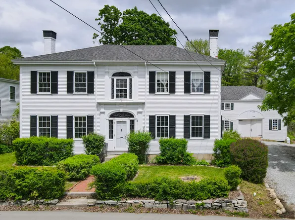 33 Main Street, Thomaston, ME 04861