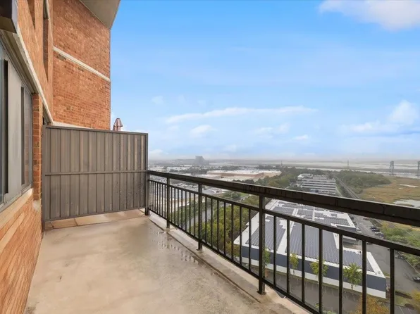 2006 Harmon Cove Tower image 17 of 43