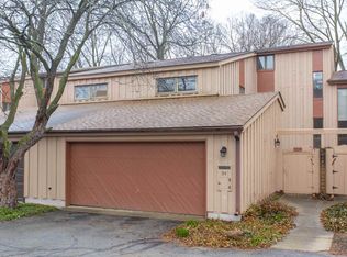 94 Schellinger Sq, Mishawaka, IN 46544