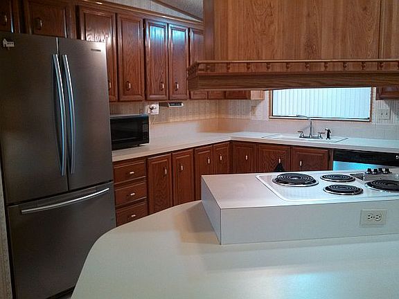 3rd image of 4961 Lakeland Harbor Blvd