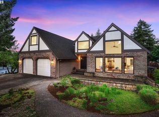 412 Livingood Ln, Lake Oswego, OR