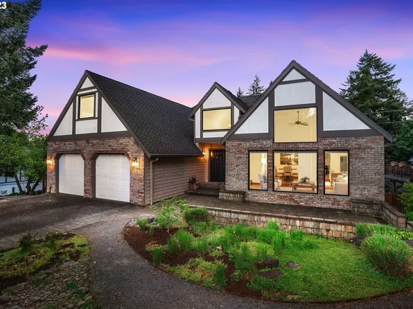412 Livingood Ln, Lake Oswego, OR 97034