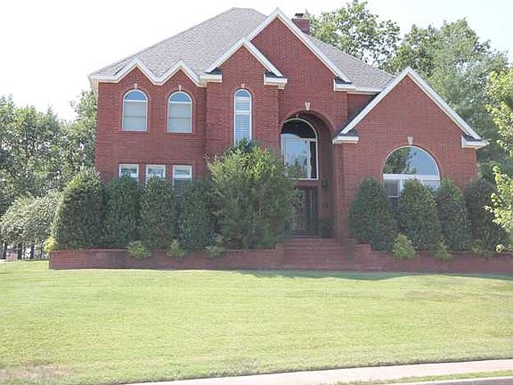 3rd image of 3001 Hanna Ln