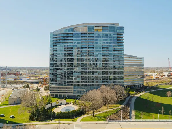 1 Miranova Pl APT 2425, Columbus, OH 43215