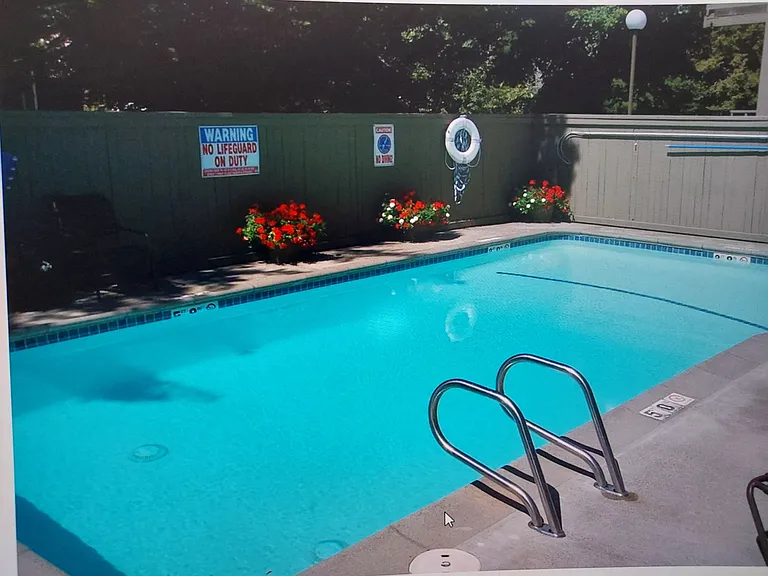 seasonal summer pool