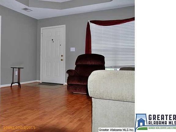 3rd image of 826 Meriweather Dr