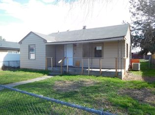 805 S Hawthorne St, Kennewick, WA