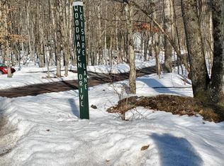 Leisure Ln, White Haven, PA