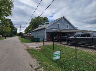 105 1/2 Aarup St, Springfield, IL 62703