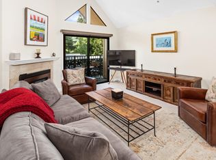 212 Foss Creek Circle #D, Healdsburg, CA 95448