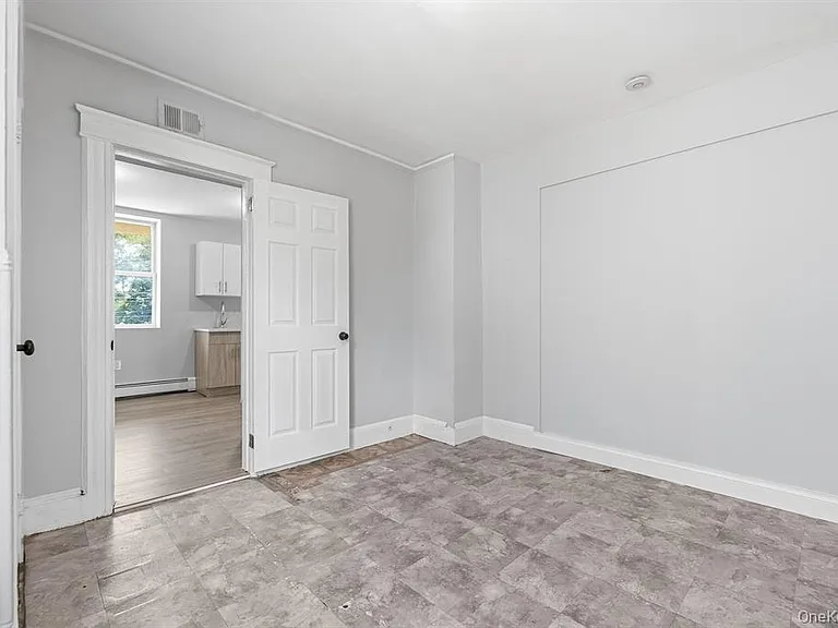 36 Martin Pl #2 — Photo 7