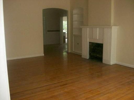 2nd image of 10516 NE 4th Ave