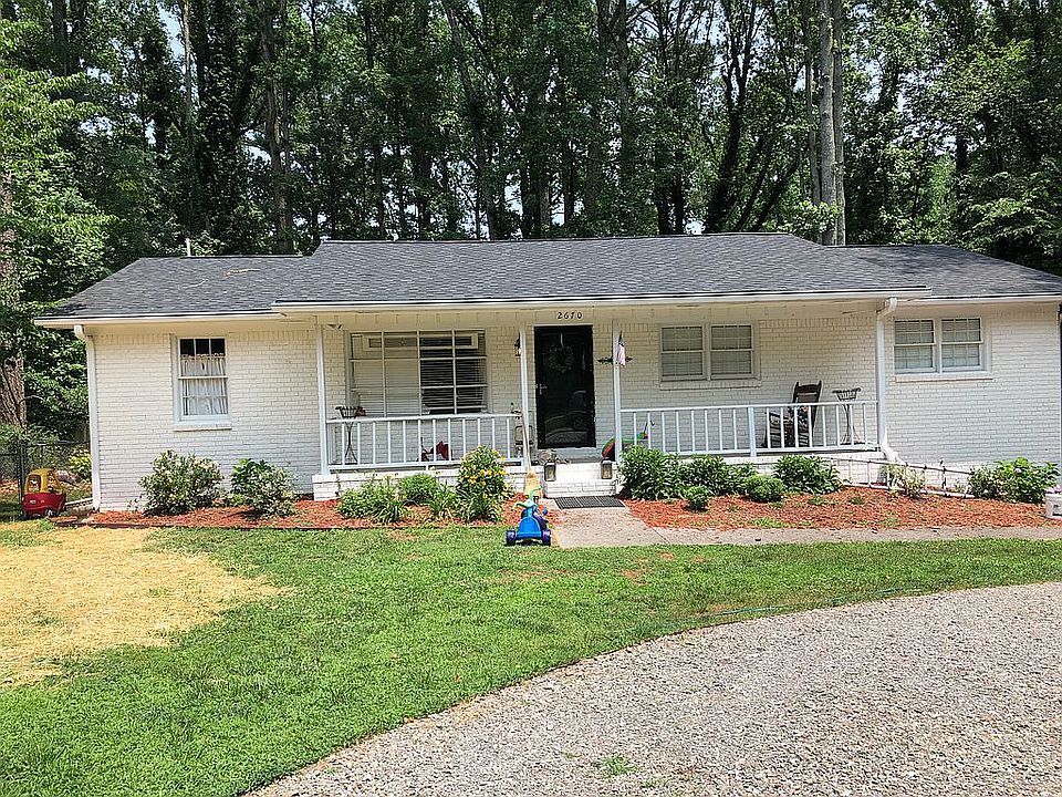 1st image of 2670 Creekview Dr