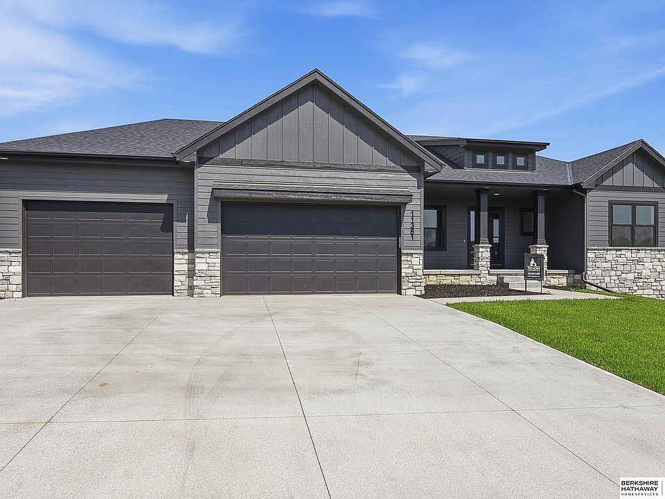1st image of 11361 S 185th Ave