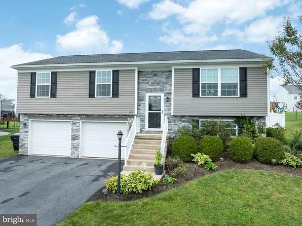 170 Shady Hollow Dr, Pleasant Gap, PA 16823