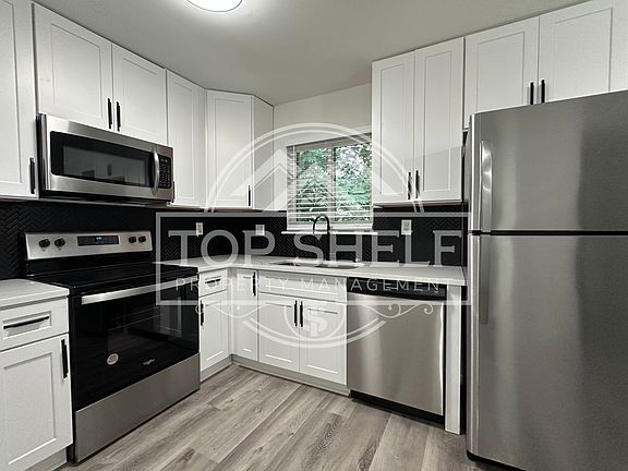 5th image of 740 Mozley Dr SE #11030235